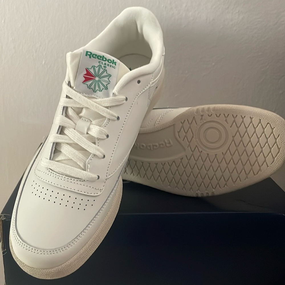 New Reebok Mens Sneakers